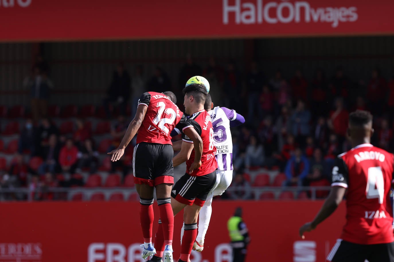 Fotos: Mirandés 0-1 Real Valladolid (2/2)