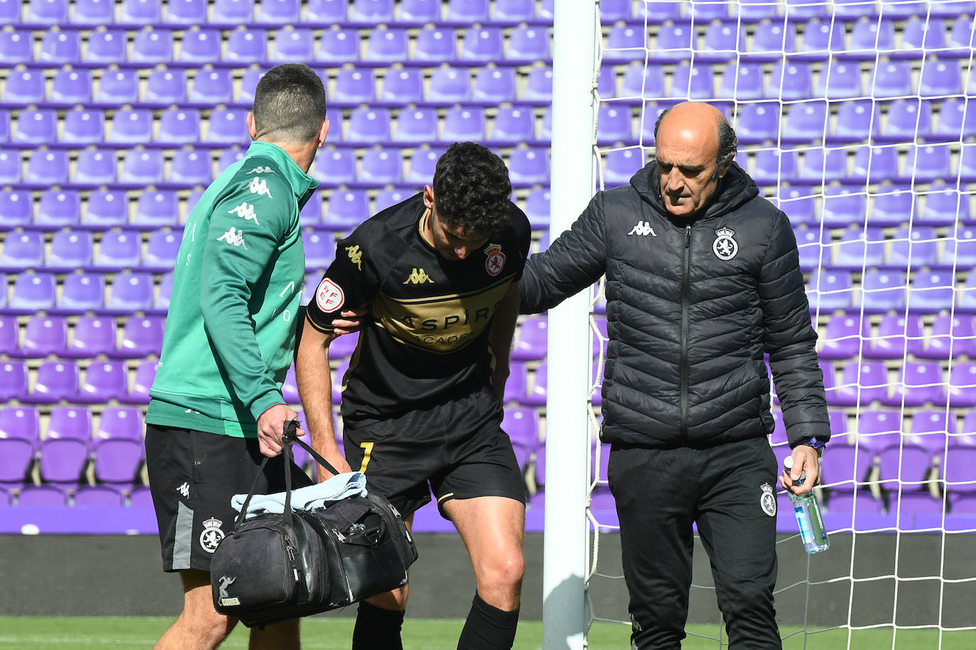 Empate a tres goles entre Valladolid Promesas y Cultural Leonesa.