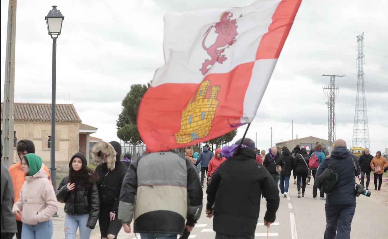 Asistentes a la fiesta de Villalar de los Comuneros el pasado sábado.