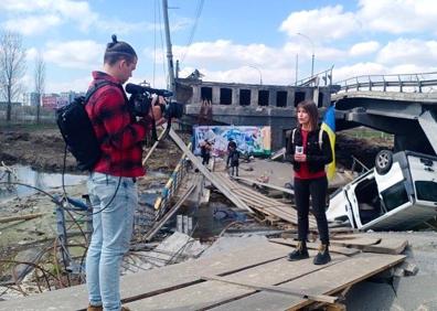 Imagen secundaria 1 - «Me impactaron los muertos, pero más cómo los vecinos recogían cadáveres o limpiaban la sangre»