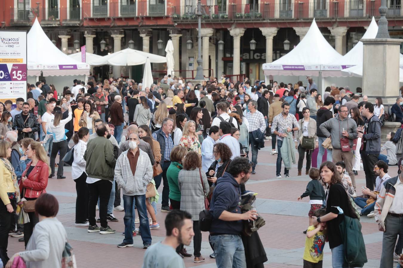 Fotos: Inauguración del evento &#039;Valladolid. Plaza Mayor del Vino&#039; (1/2)