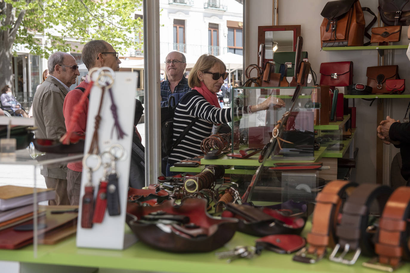 Primer día de la Feria de Artesanía de Segovia.