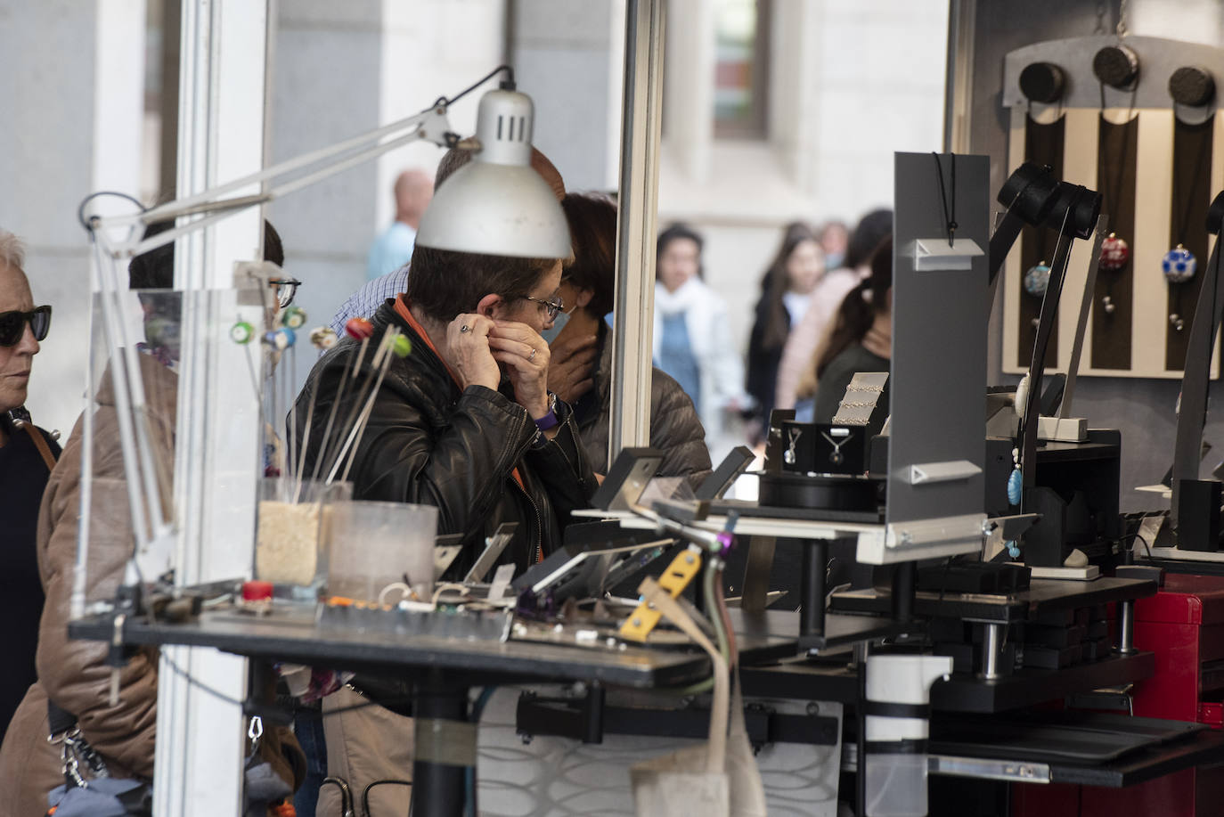 Primer día de la Feria de Artesanía de Segovia.