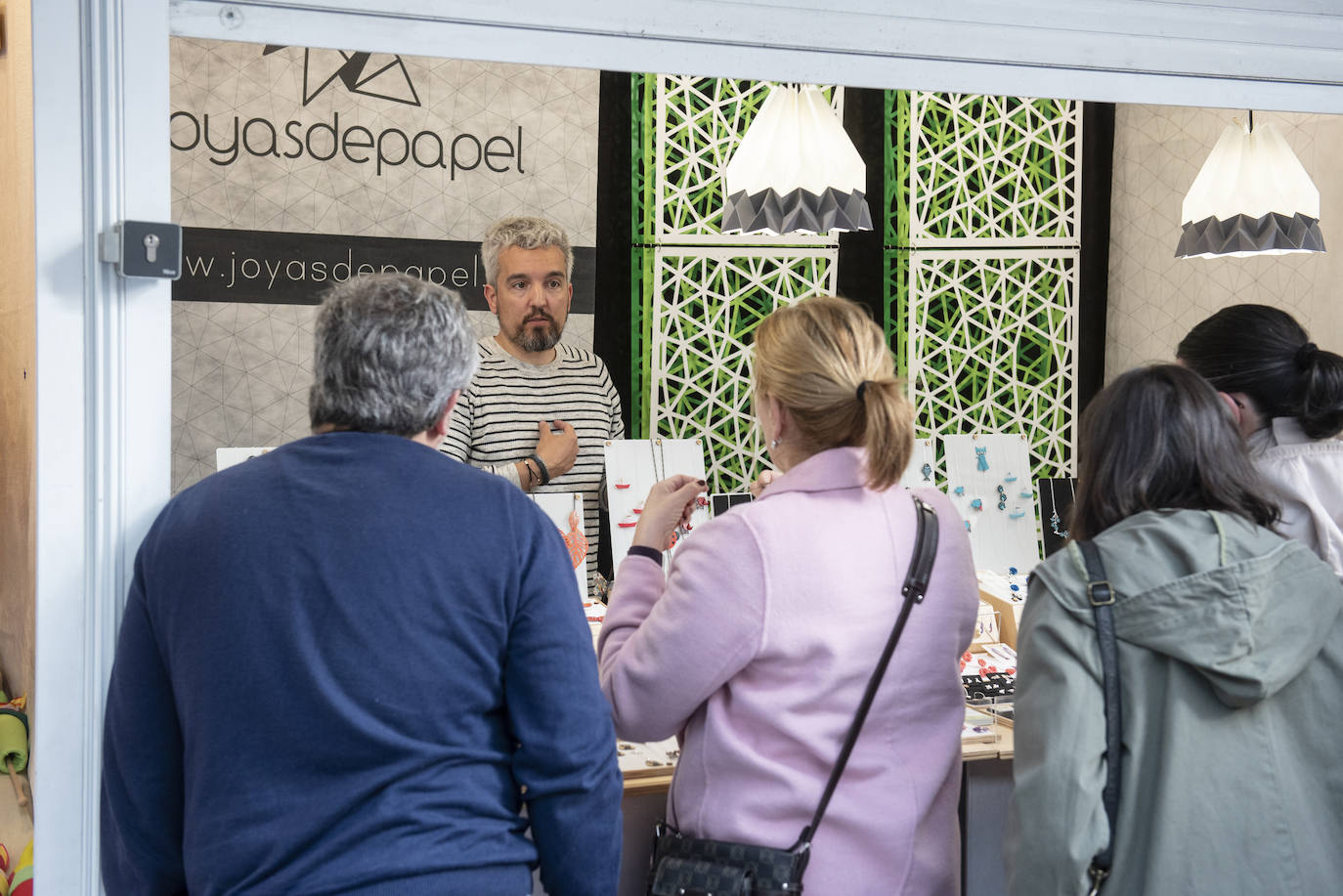 Primer día de la Feria de Artesanía de Segovia.