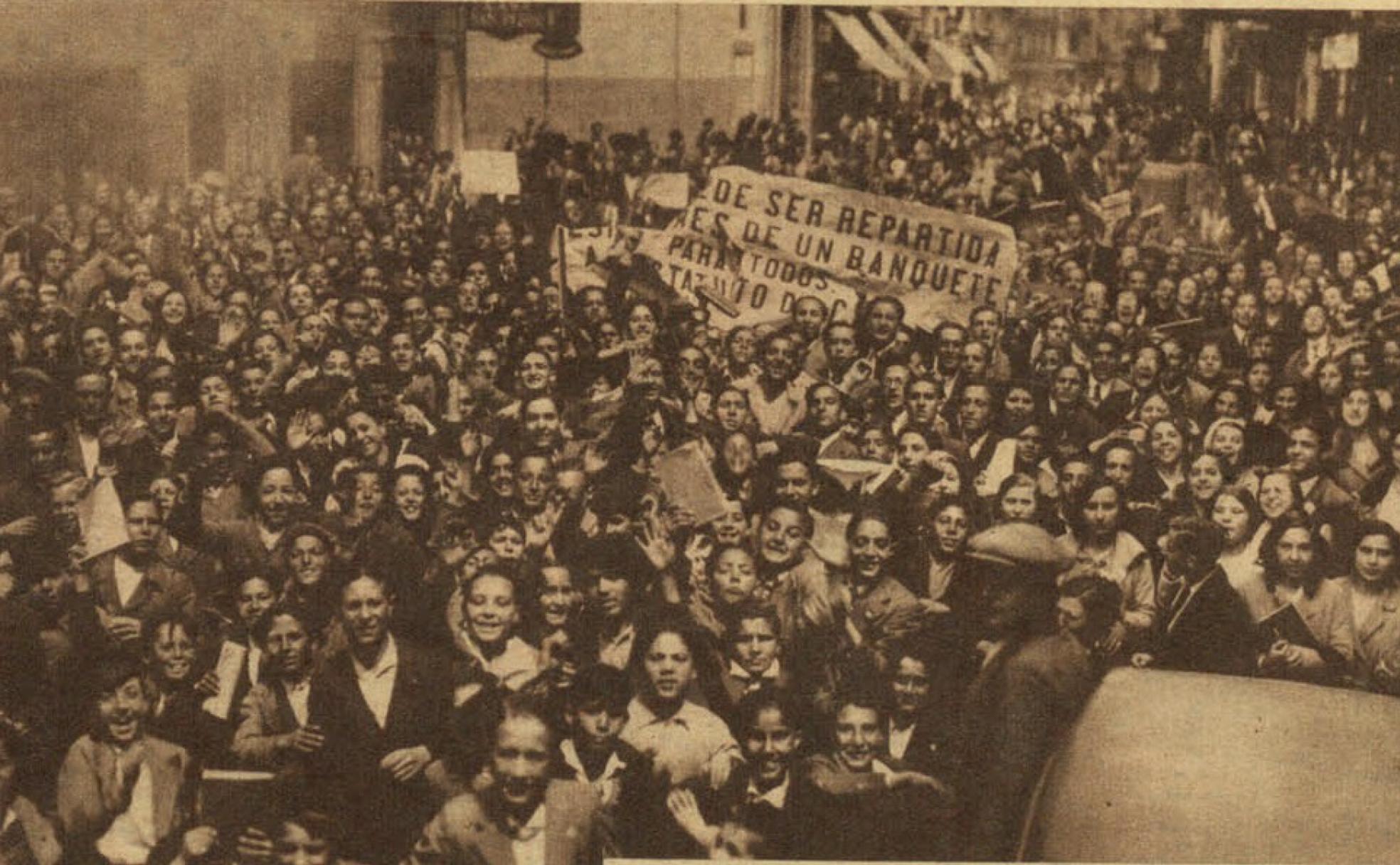 Manifestaciones estudiantiles en Valladolid contra el Estatuto de Cataluña en mayo de 1932. 