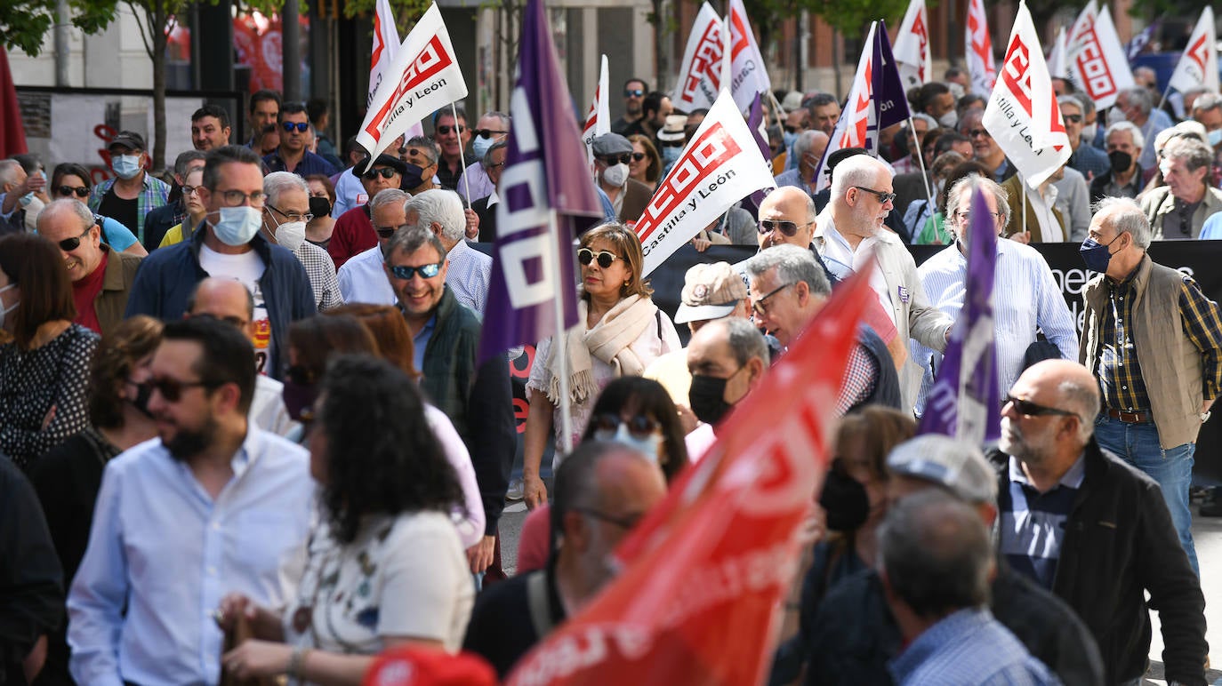 Fotos: Manifestación del 1º de Mayo por las calles de Valladolid (2/2)