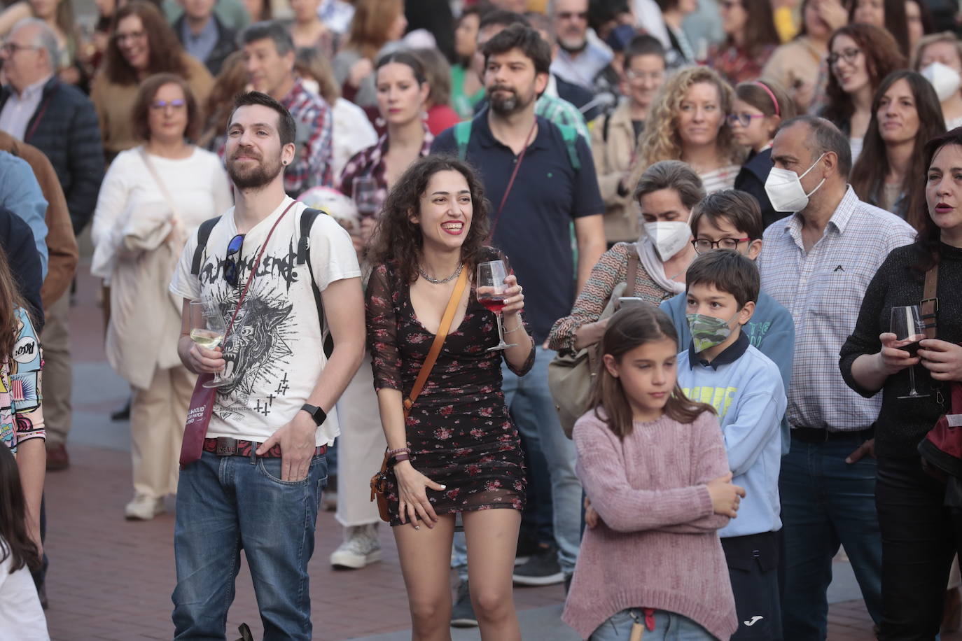 Fotos: Segunda jornada de Plaza Mayor del Vino en Valladolid (2/4)