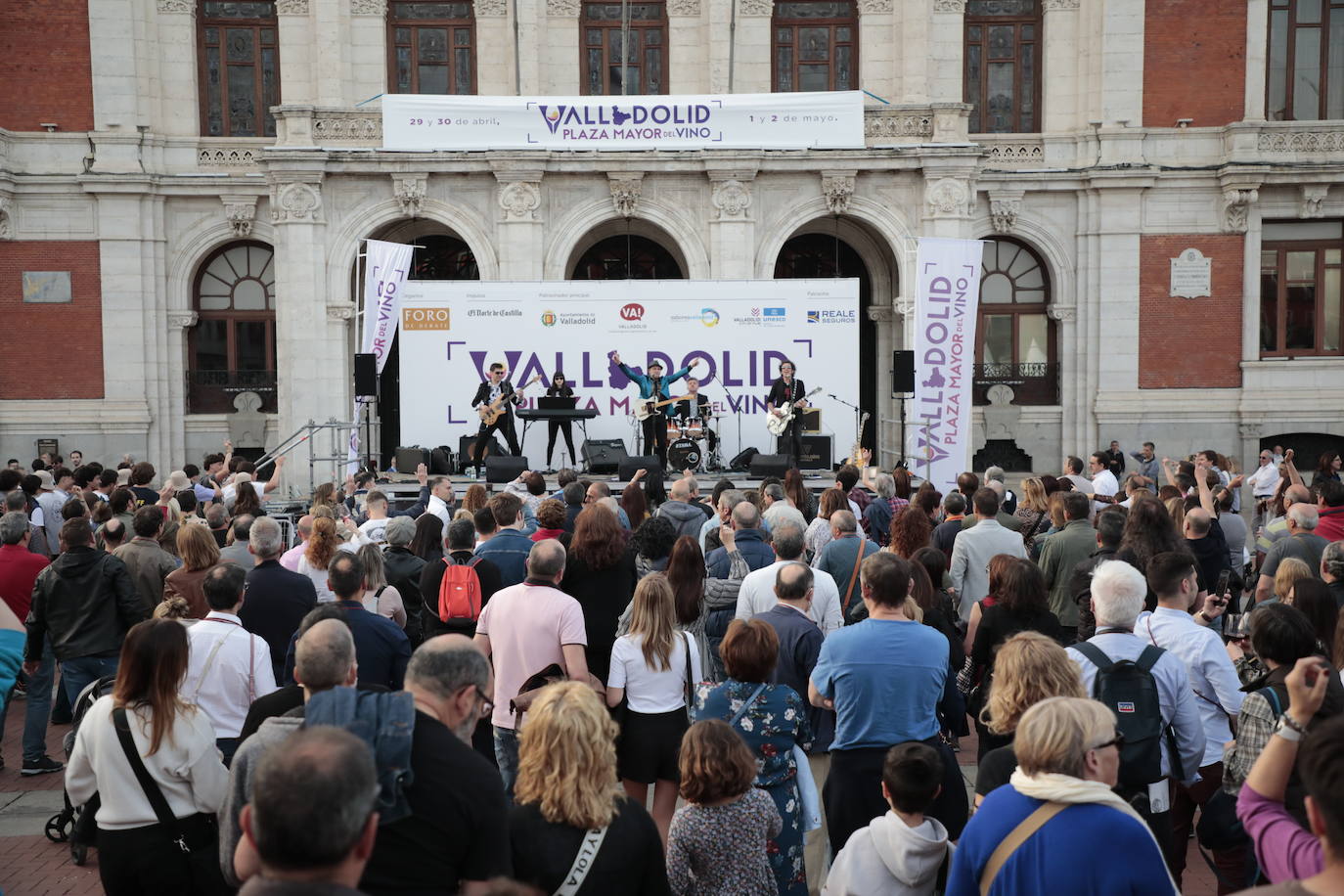 Fotos: Segunda jornada de Plaza Mayor del Vino en Valladolid (2/4)