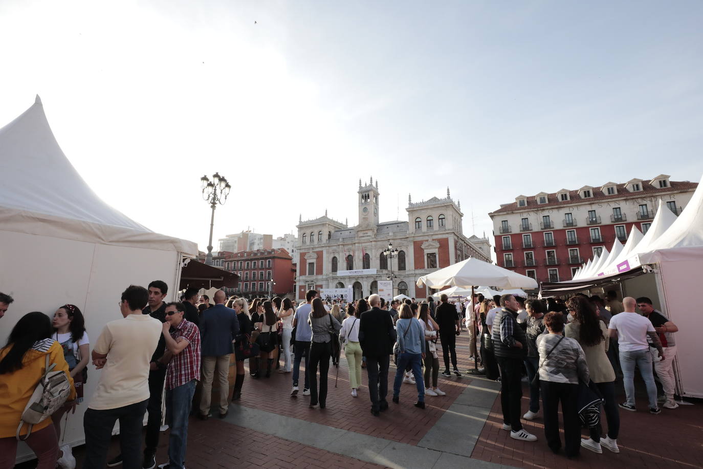 Fotos: Segunda jornada de Plaza Mayor del Vino en Valladolid (4/4)