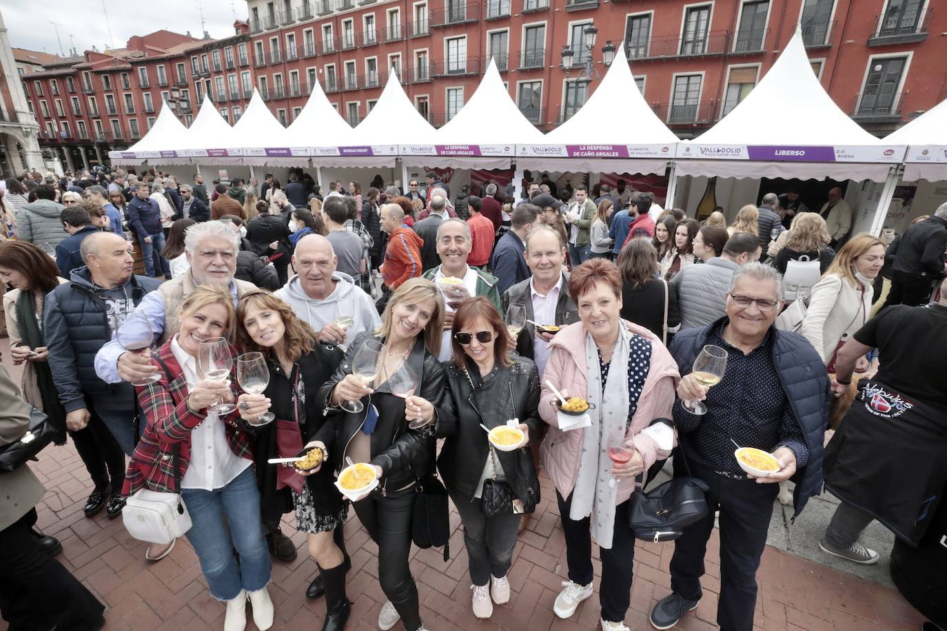 La jornada del lunes en la Plaza Mayor del Vino. 