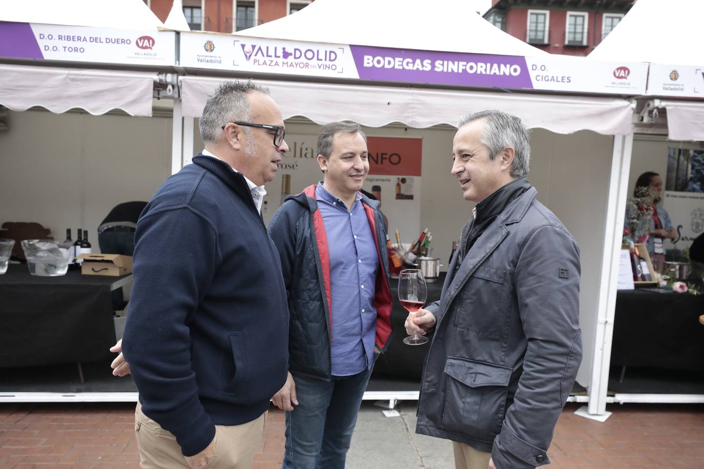 La jornada del lunes en la Plaza Mayor del Vino. 