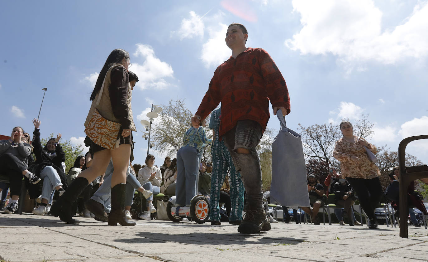 Fotos: Moda sostenible e inclusiva en el campus de Palencia