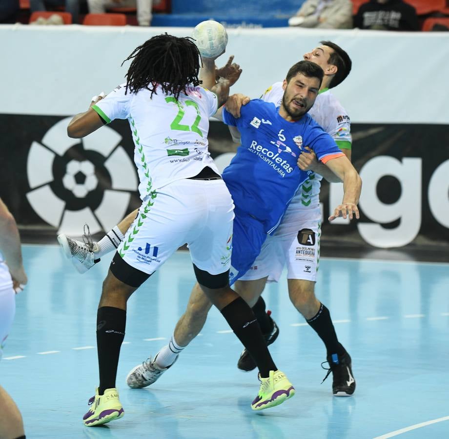 Fotos: Recoletas Atlético Valladolid 29- 28 Antequera