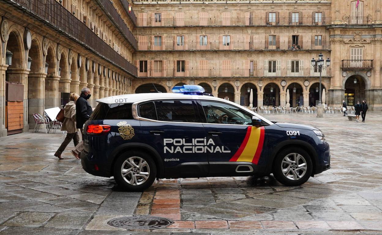 Varios menores protagonizan un robo con agresión en el centro de Salamanca