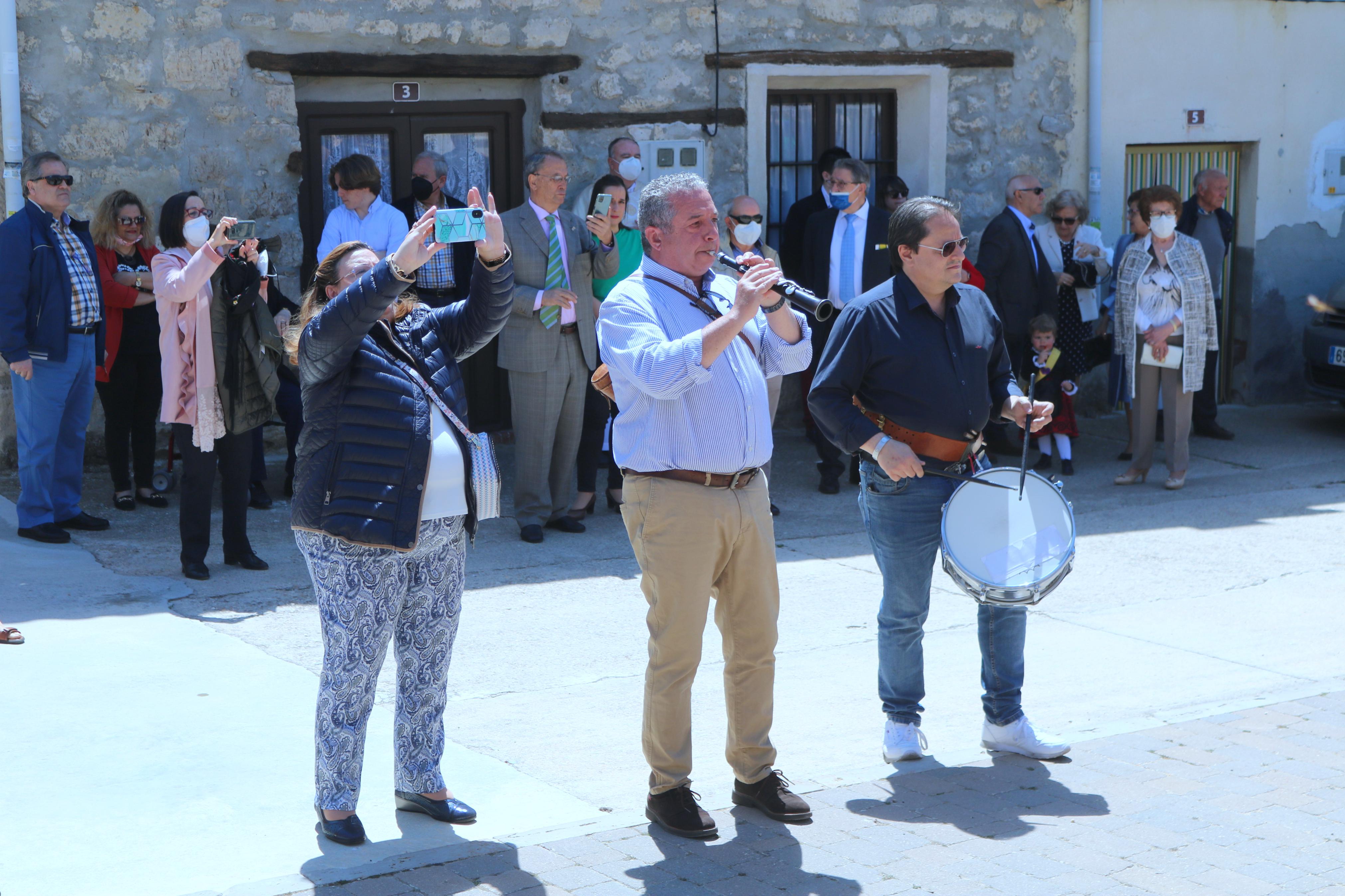 Los hornilleros danzaron en honor a San Miguel Arcángel