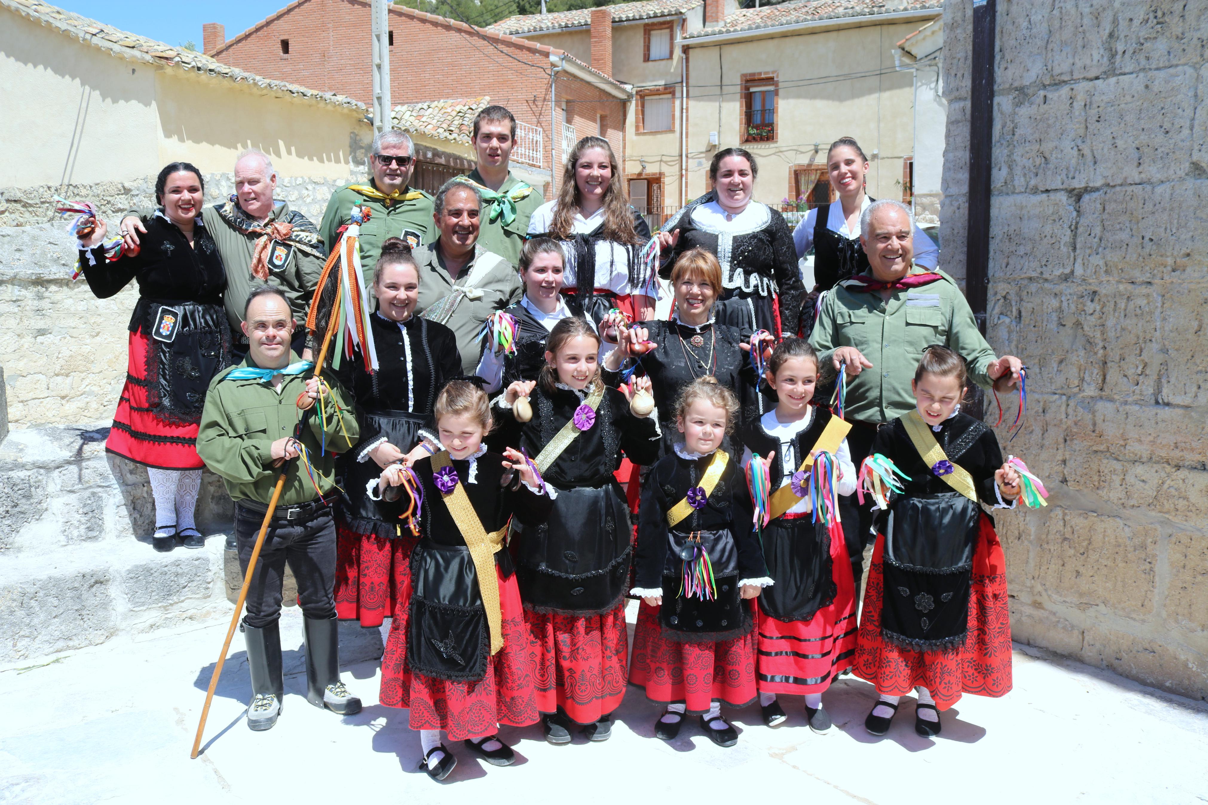 Los hornilleros danzaron en honor a San Miguel Arcángel