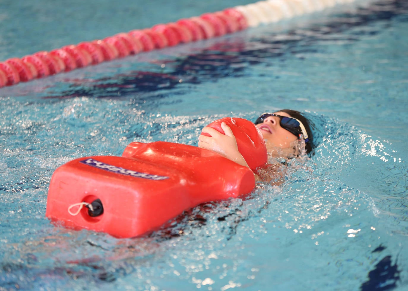 Fotos: Primera jornada de Salvamento y Socorrismo de los Juegos Escolares en Valladolid