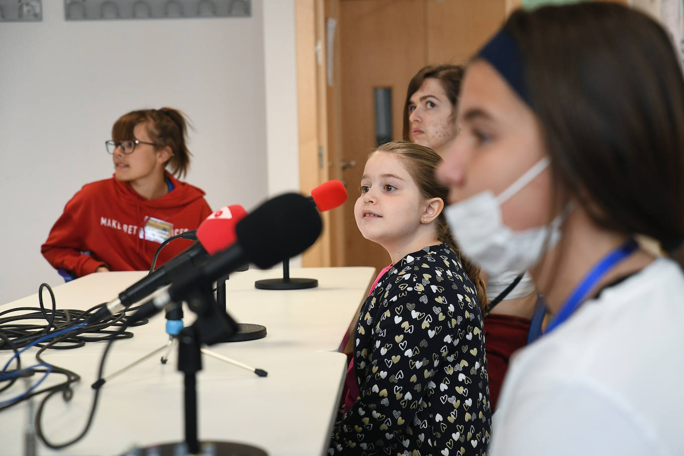 Taller de radio, en el Centro Cívico Canal de Castilla. 