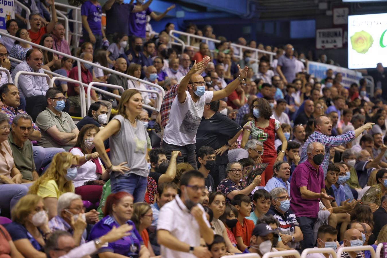 Fotos: Partido entre el Real Valladolid Baloncesto y el Cáceres (92-75)