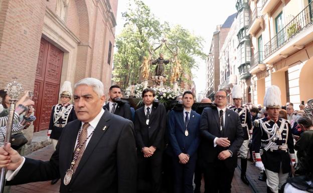 San Pedro Regalado recupera la devoción en las calles con su procesión