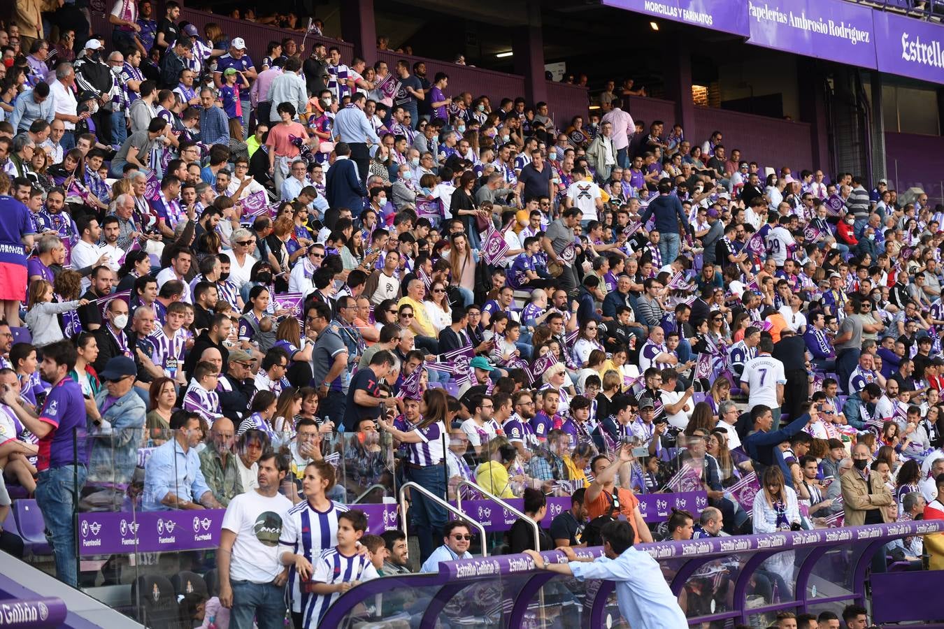 Fotos: Búscate en la grada del Zorrilla (4/6)