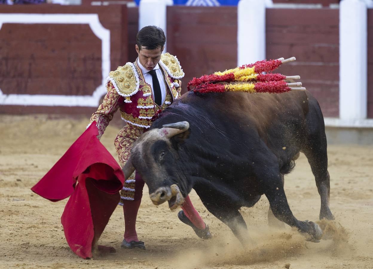 Fotos: Puerta grande en Valladolid para El Juli, Manzanares y Diego Ventura (2/2)