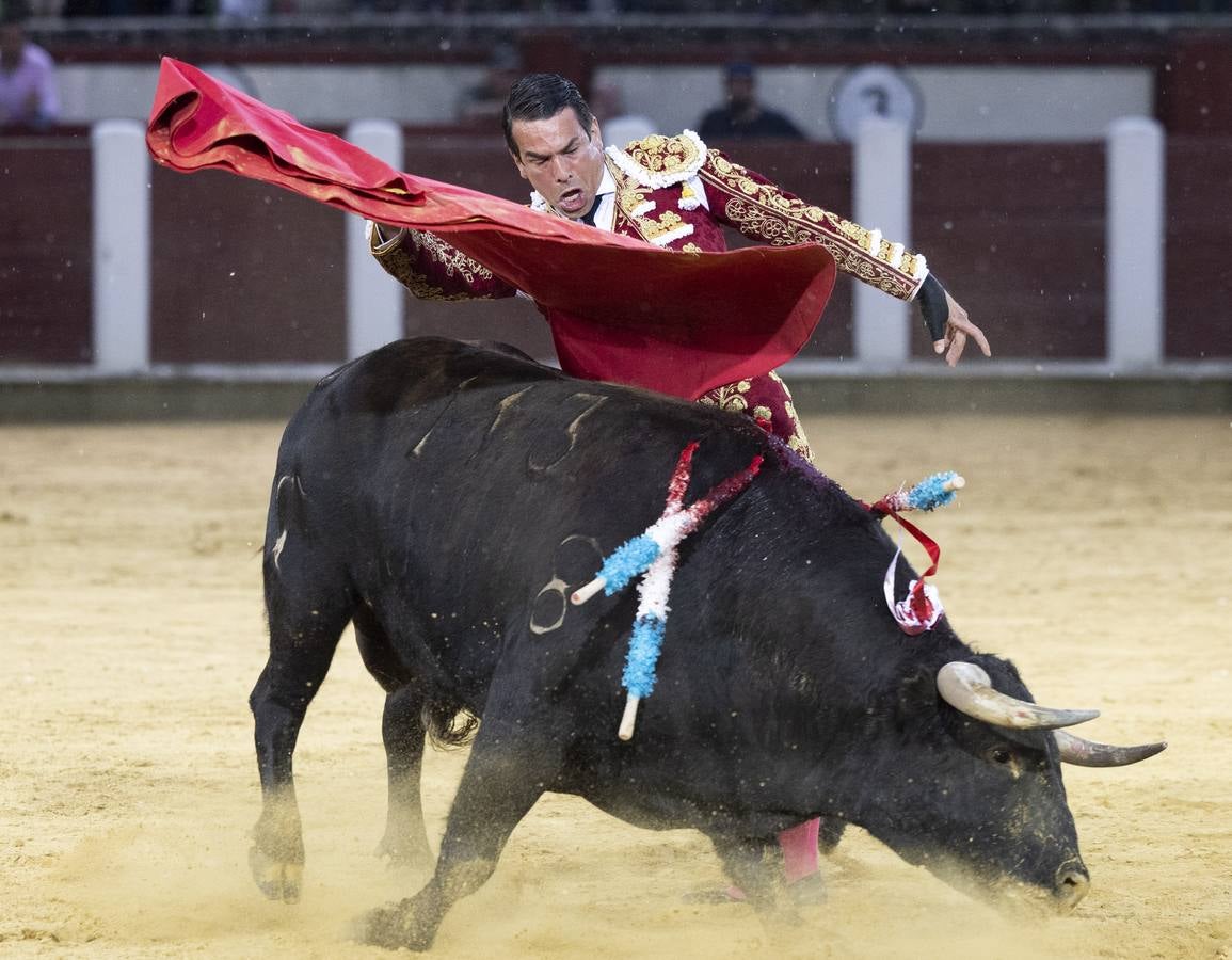 Fotos: Puerta grande en Valladolid para El Juli, Manzanares y Diego Ventura (2/2)
