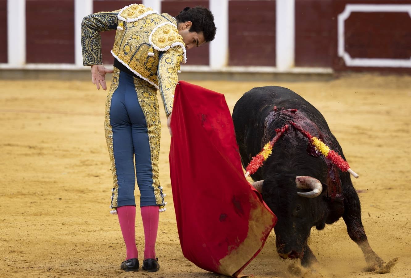 Fotos: Roca Rey y Tomás Rufo abren la puerta grande en Valladolid (1/3)