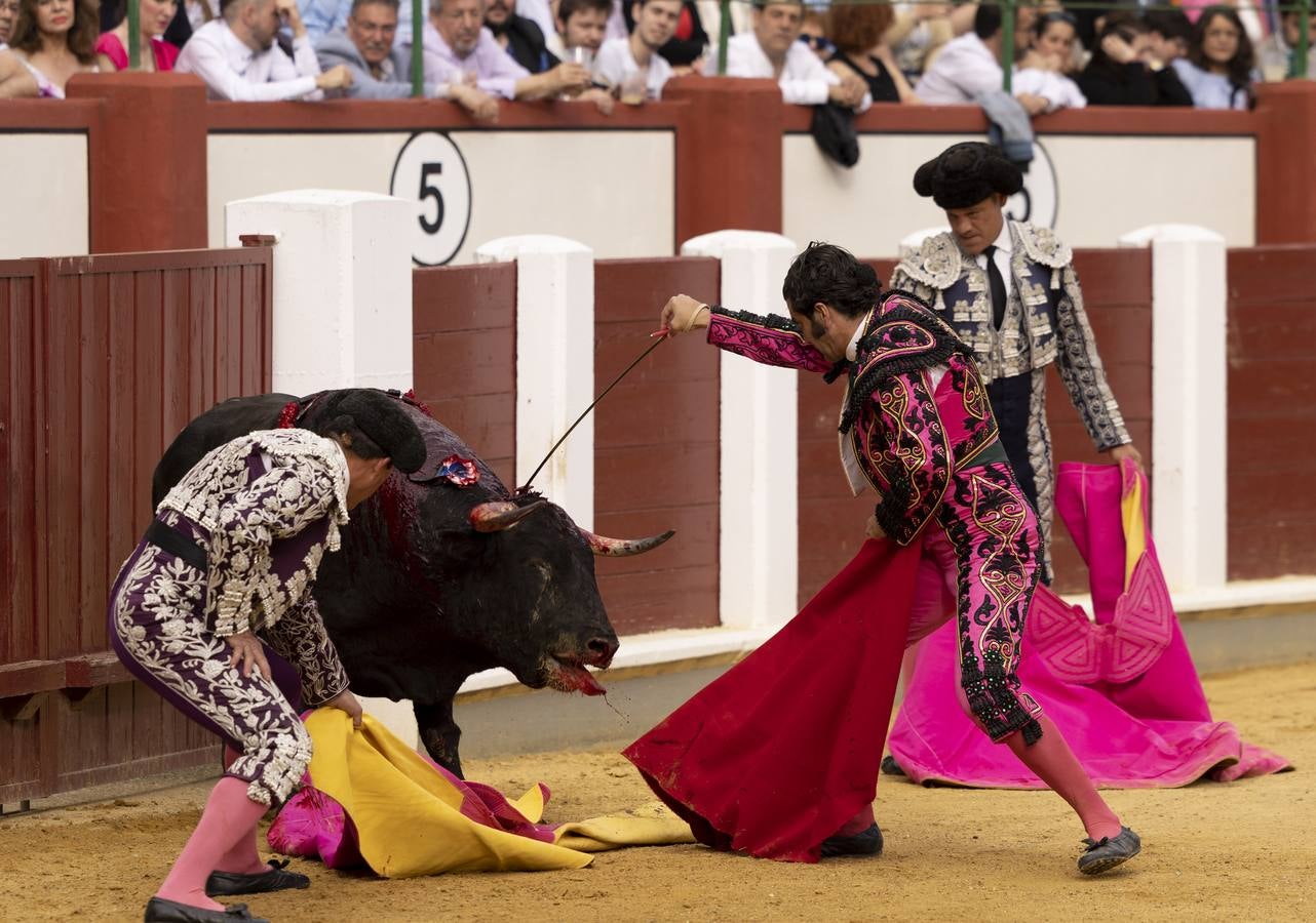 Fotos: Roca Rey y Tomás Rufo abren la puerta grande en Valladolid (2/3)