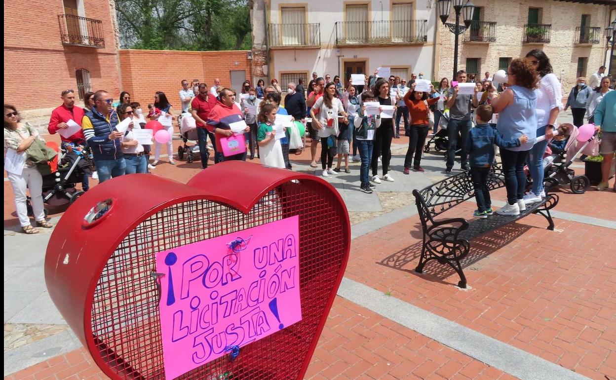 Un momento de la concentración en Aldeamayor. 