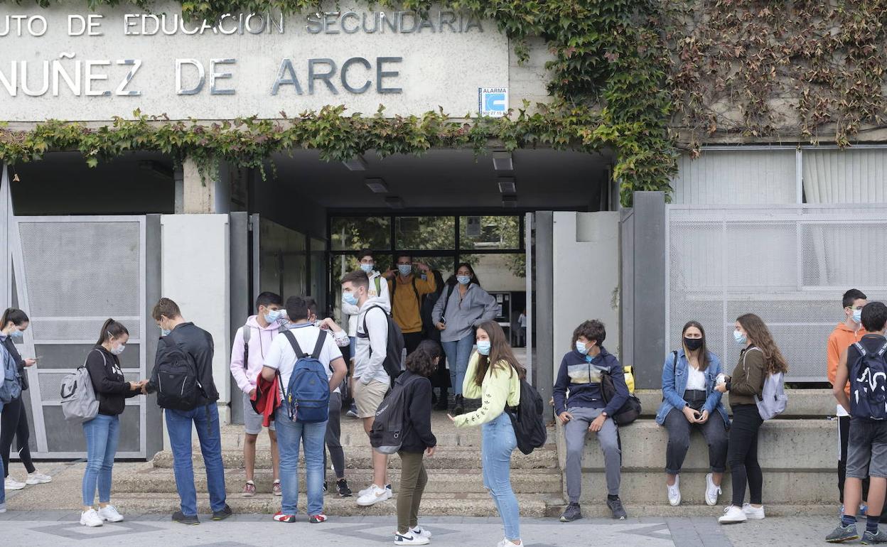 Alumnos del Instituto de Educación Secundaria Núñez de Arce de Valladolid. 