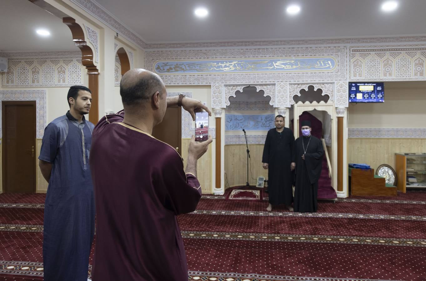 Fotos: La comunidad musulmana de Valladolid inaugura su nueva mezquita