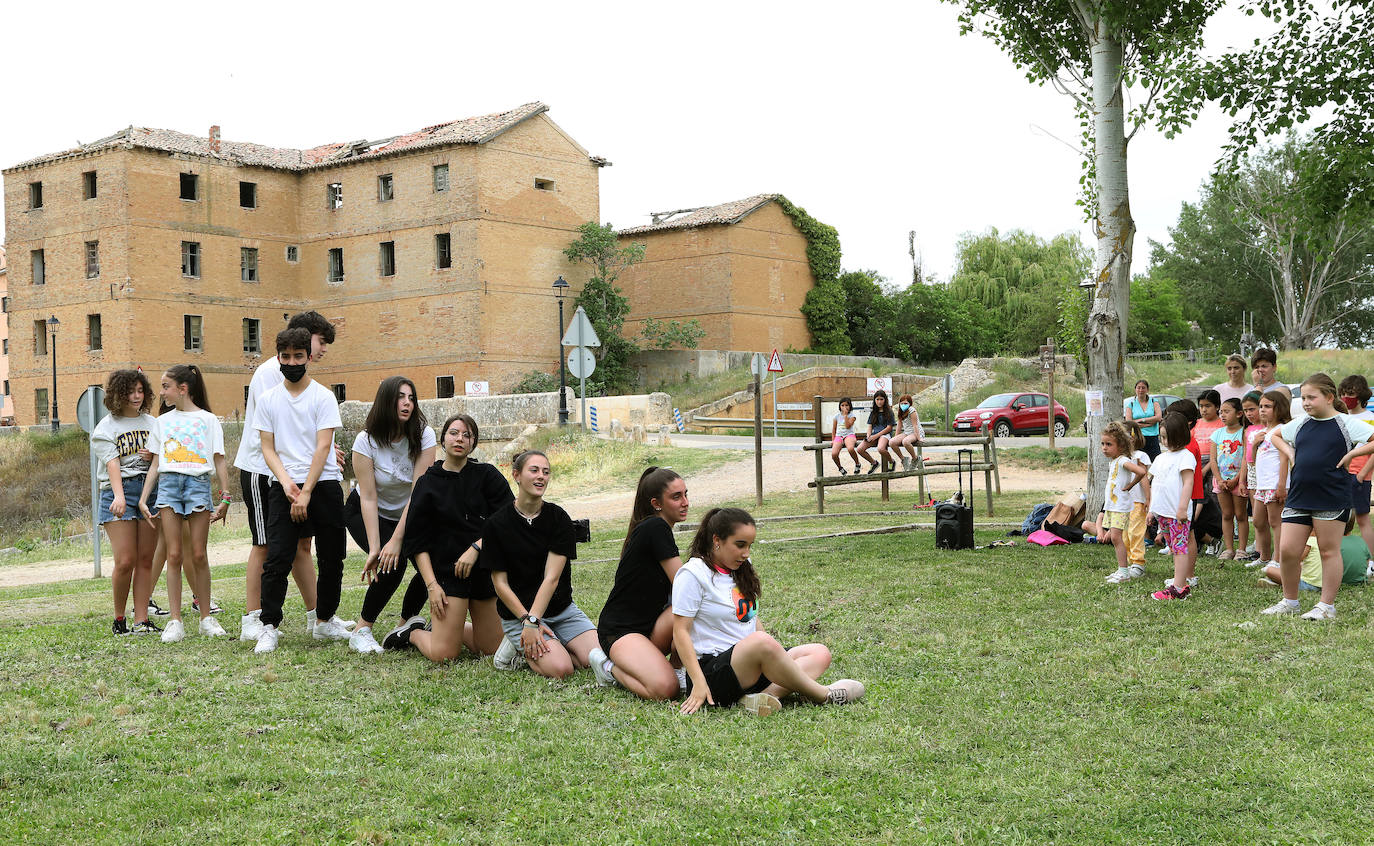 Fotos: Campaña de la asociación Pavia de Palencia contra el acoso escolar