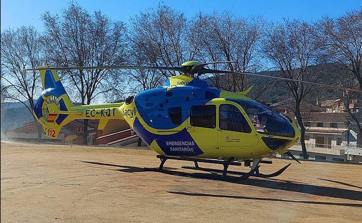 Un helicóptero de Emergencias Sanitarias de Sacyl. 