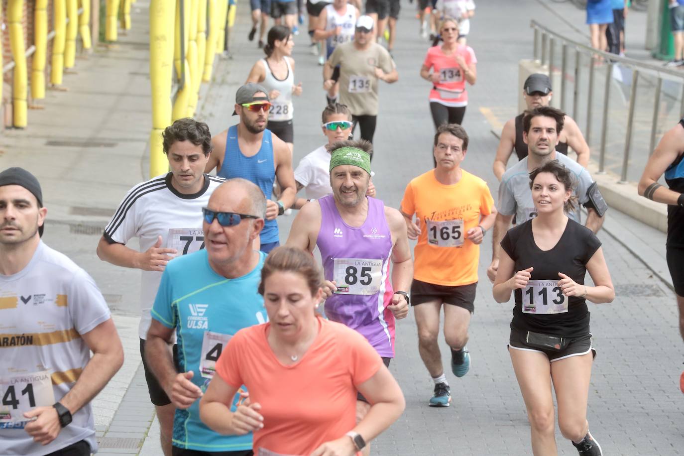 Fotos: La Carrera de La Antigua reúne a medio millar de atletas en Valladolid (1/3)