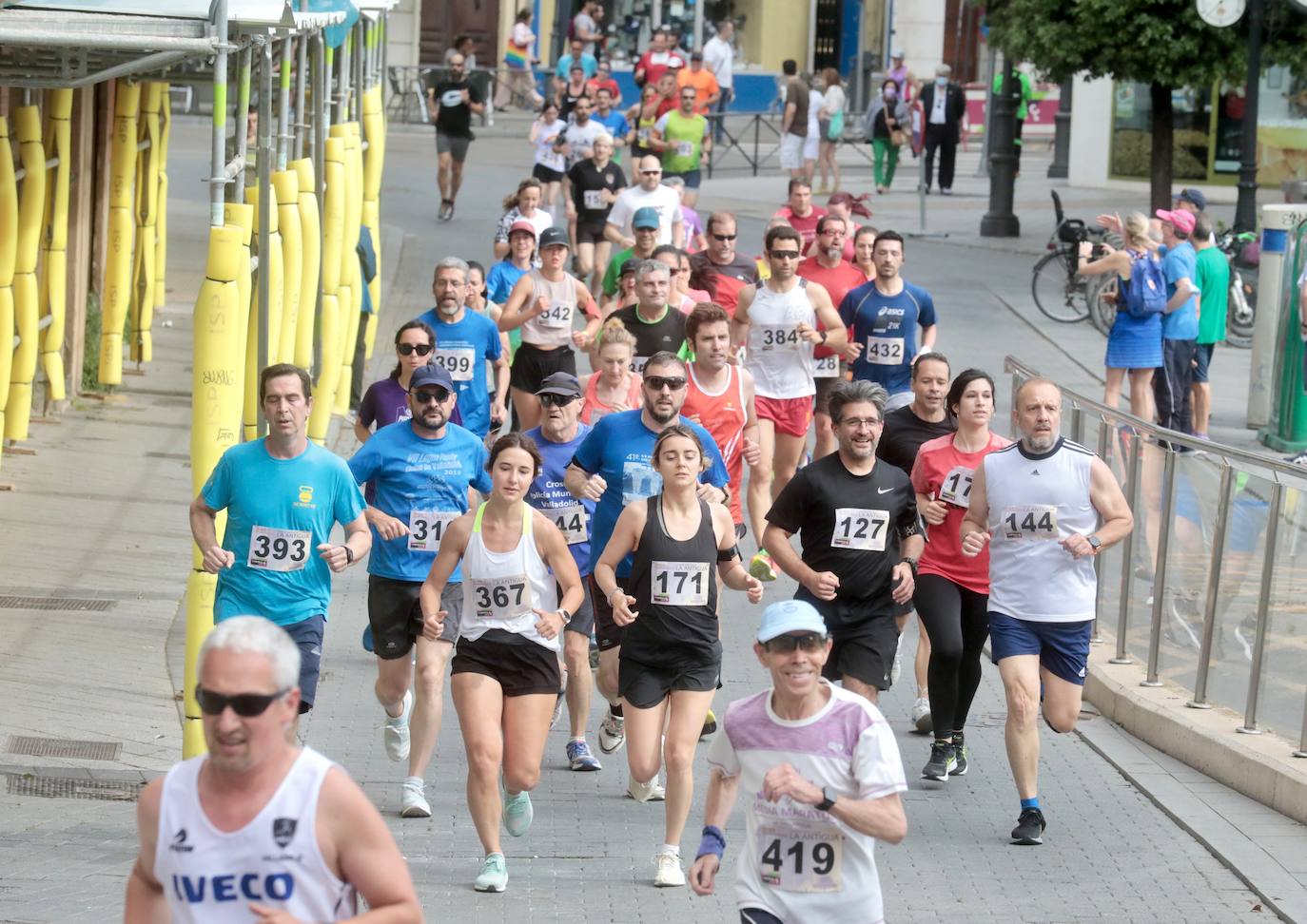 Fotos: La Carrera de La Antigua reúne a medio millar de atletas en Valladolid (1/3)