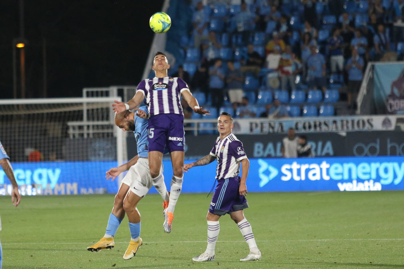 Fotos: El Real Valladolid no falla en Ibiza y sigue soñando con el ascenso directo