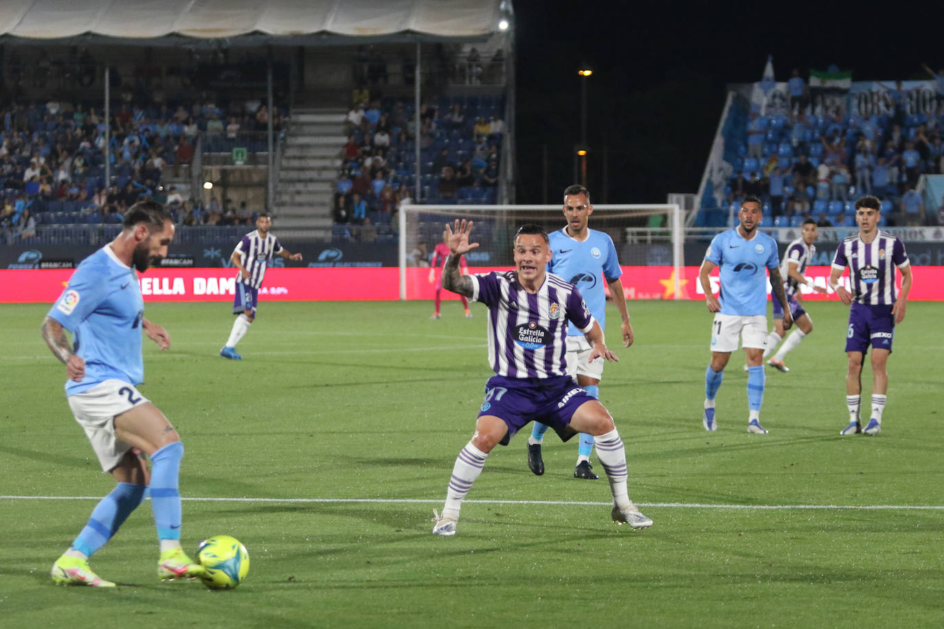 Fotos: El Real Valladolid no falla en Ibiza y sigue soñando con el ascenso directo