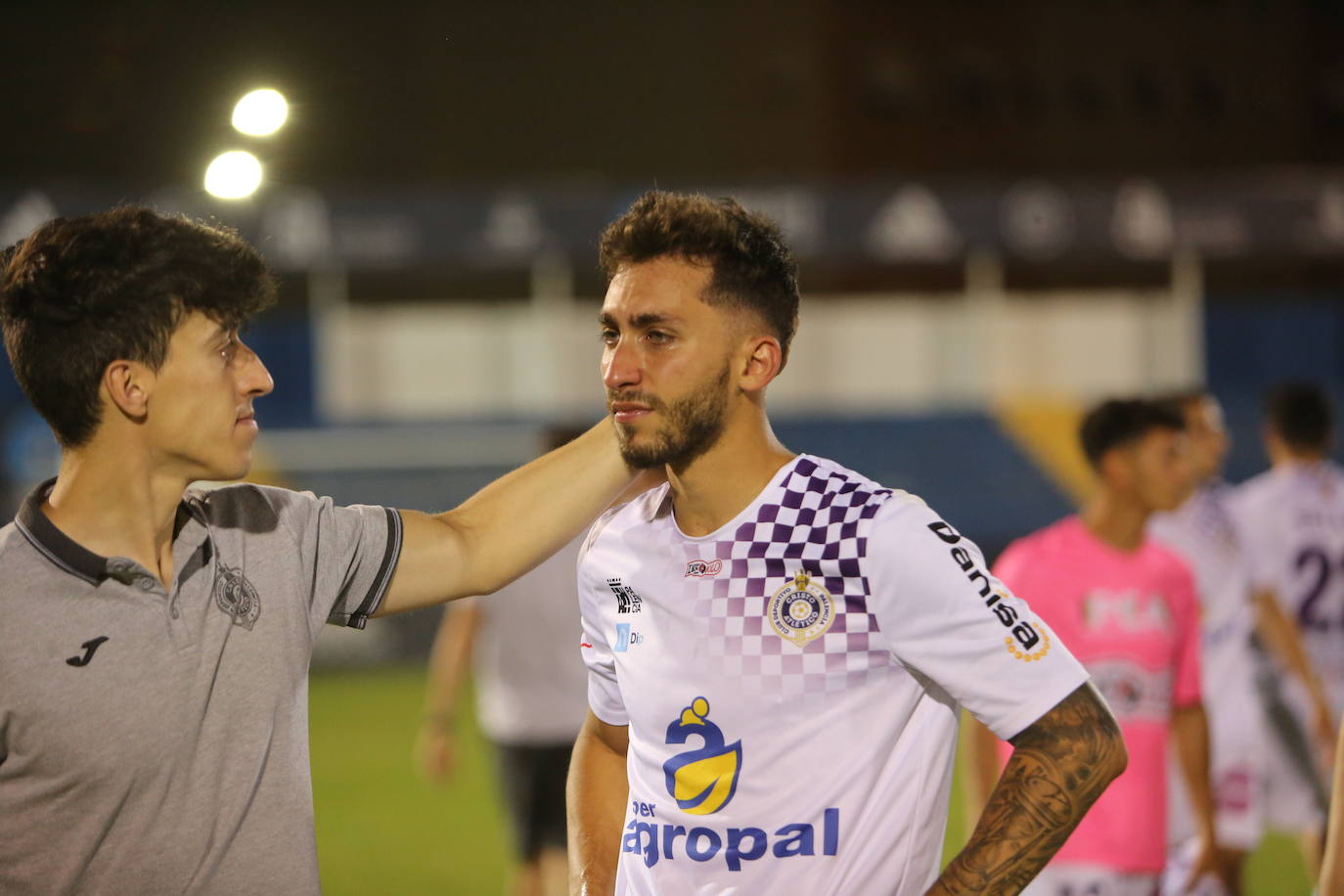 Fotos: Adiós al sueño del &#039;play off&#039; del Palencia Cristo