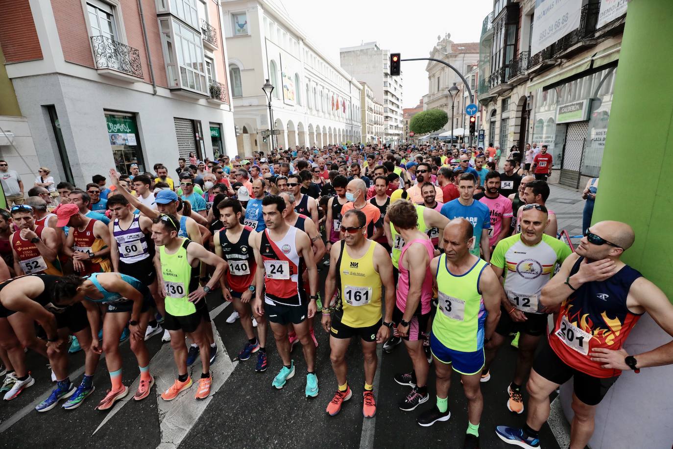 Fotos: La Carrera de La Antigua reúne a medio millar de atletas en Valladolid (2/3)