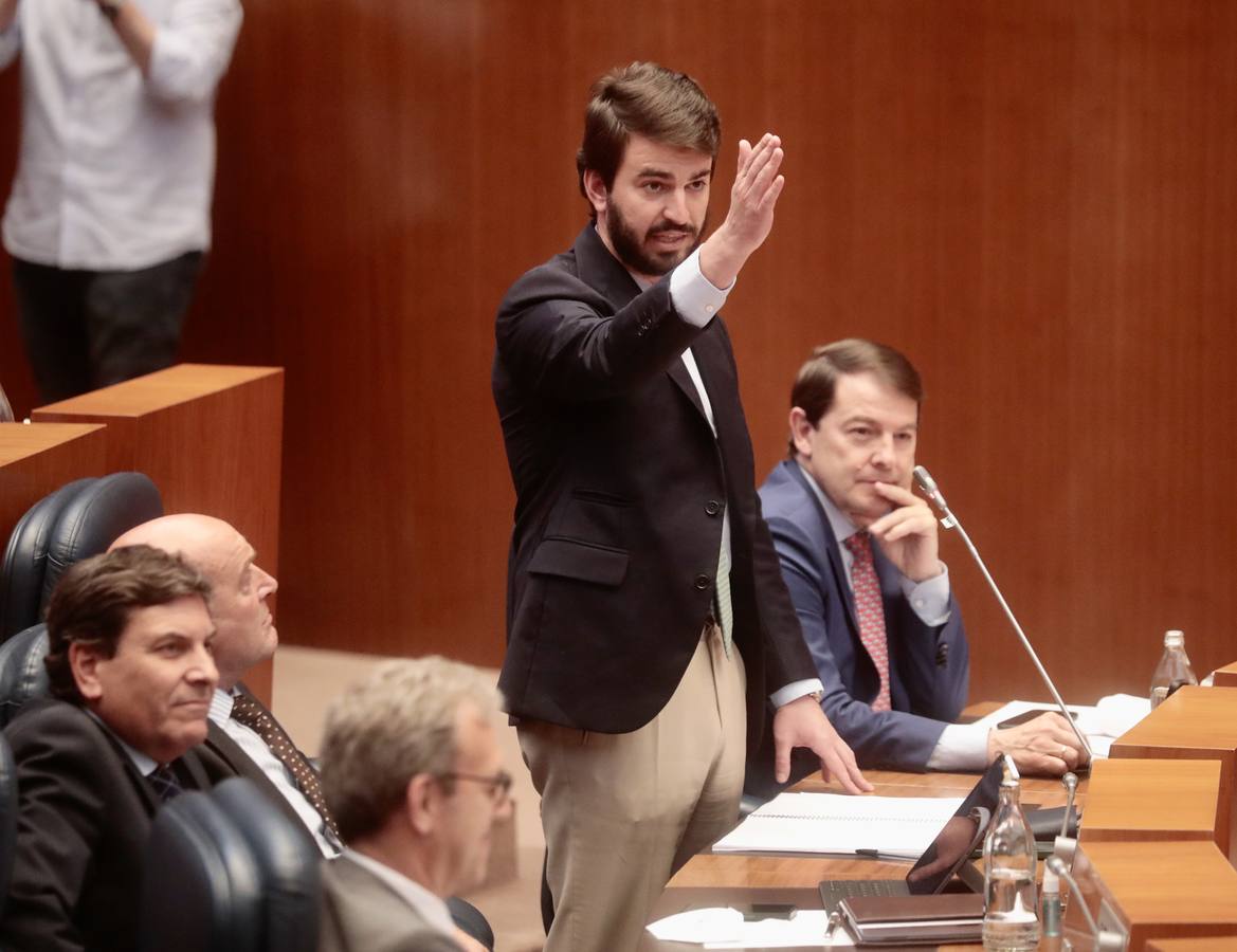 Fotos: Pleno en las Cortes de Castilla y León