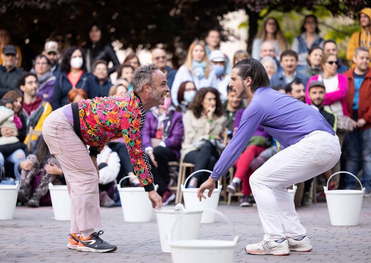 Fotos: Jornada inaugural del Festival de Teatro y Artes de Calle de Valladolid (1/2)