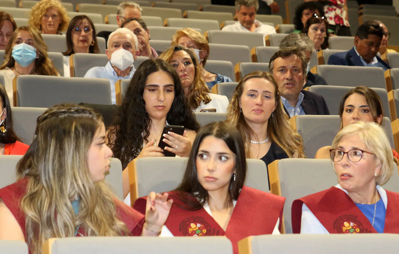 Graduación en el campus de la UVA en Segovia. 