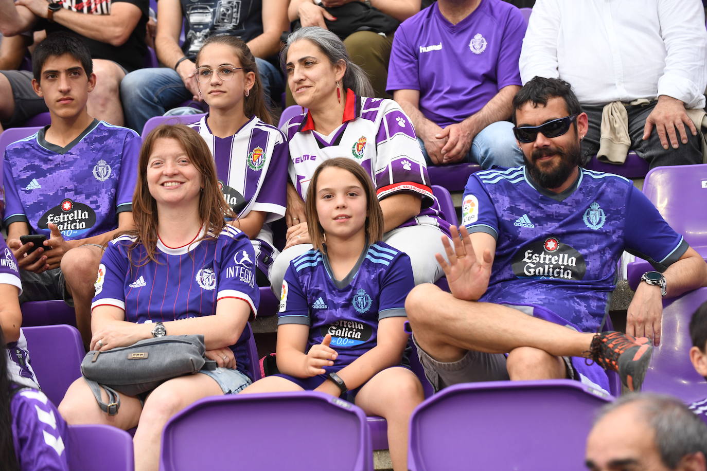 Fotos: Real Valladolid-Huesca. Búscate en la grada (4/8)