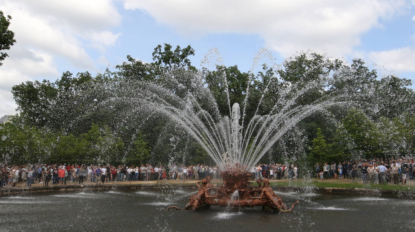 Encendido de las fuentes en el Palacio de la Granja 