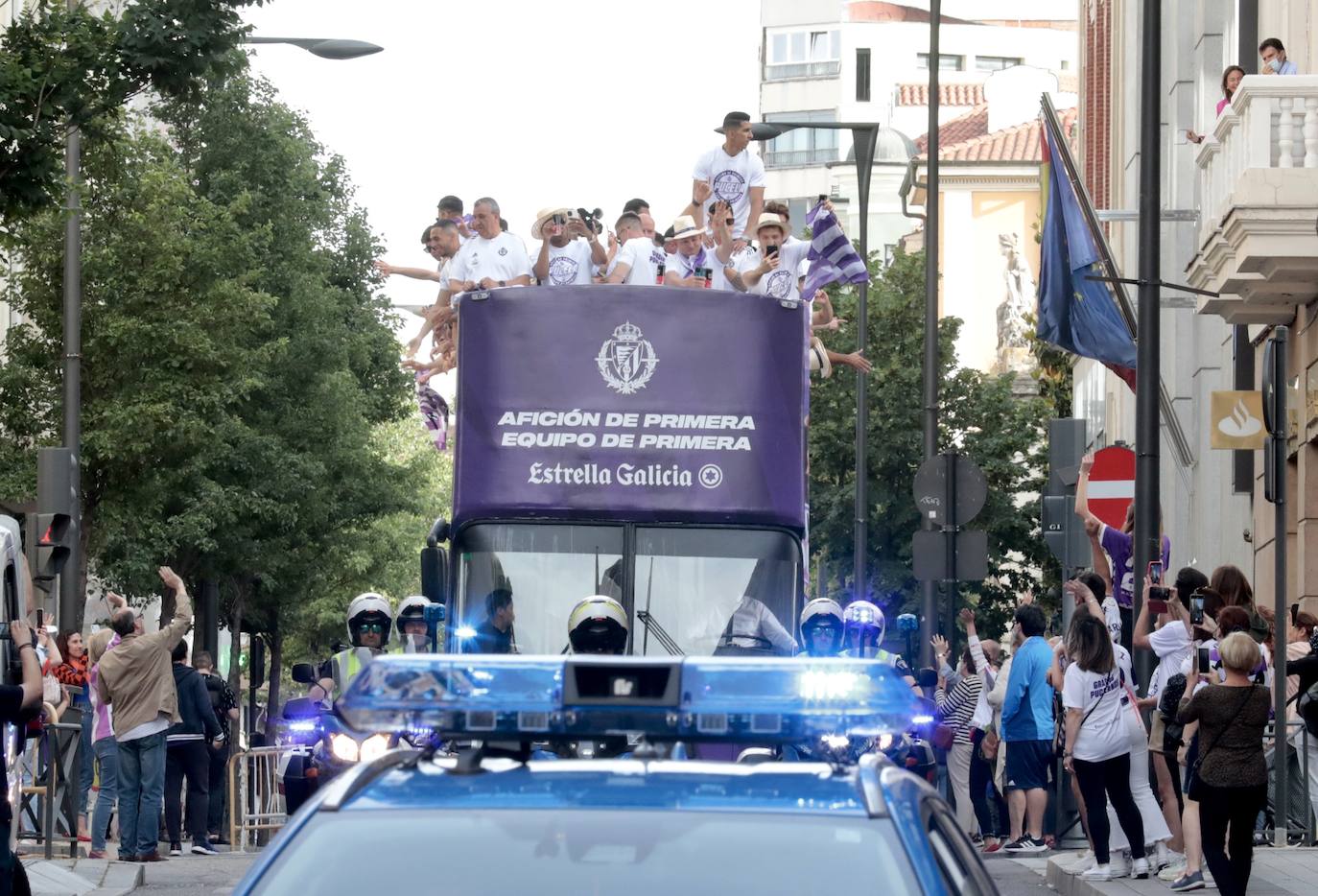 Valladolid disfruta con el ascenso del Real Valladolid. 