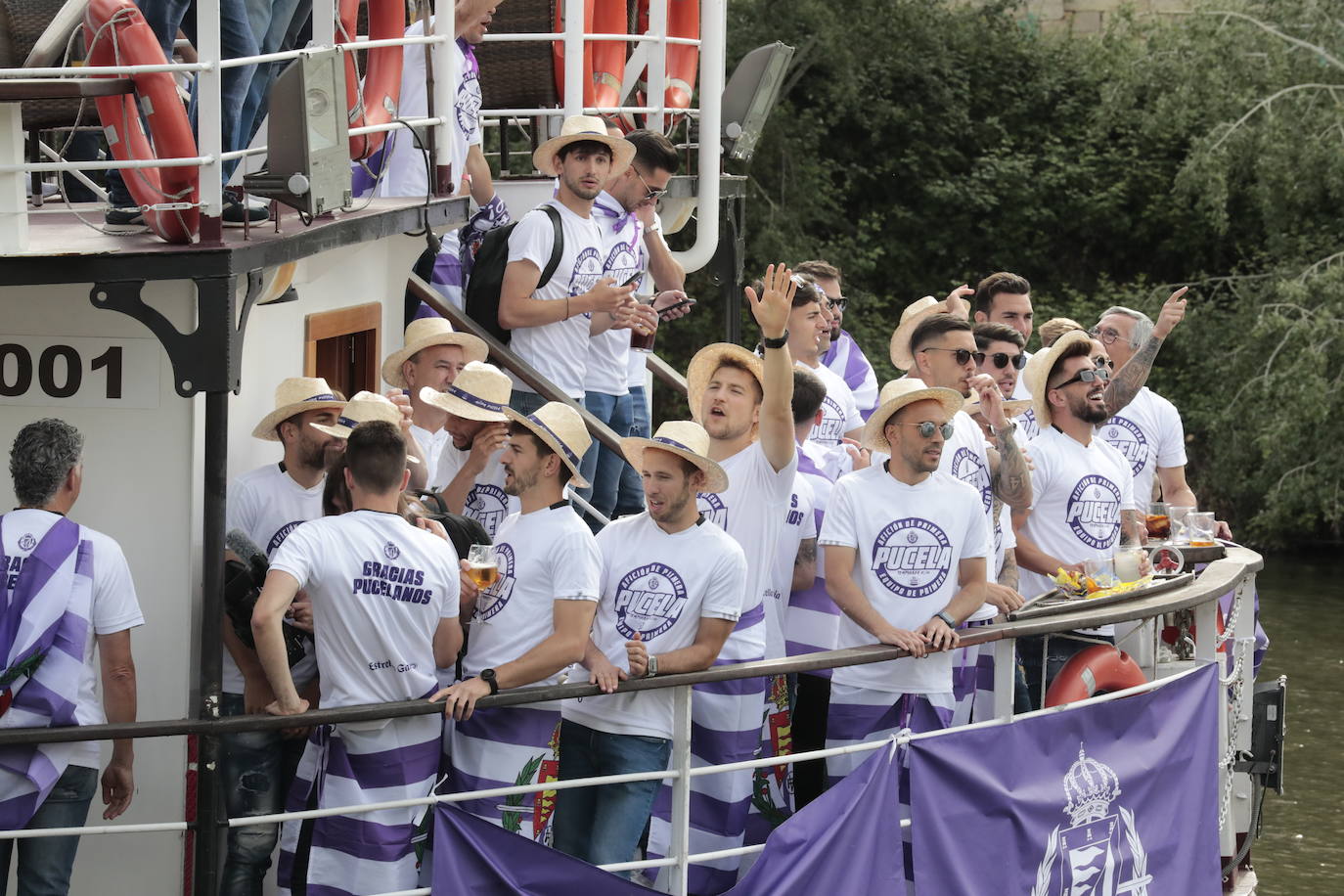 Valladolid disfruta con el ascenso del Real Valladolid. 