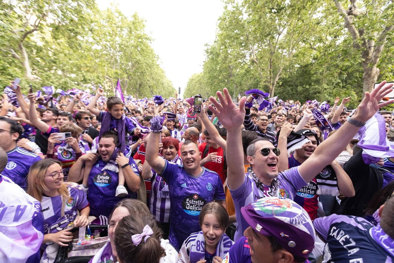 Fotos: El Real Valladolid celebra con su afición el ascenso a Primera Divisón