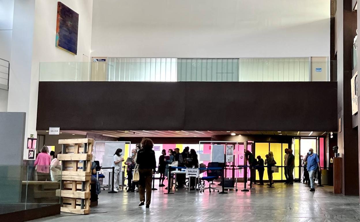 Vestíbulo de entrada al Hospital Río Hortega de Valladolid. 