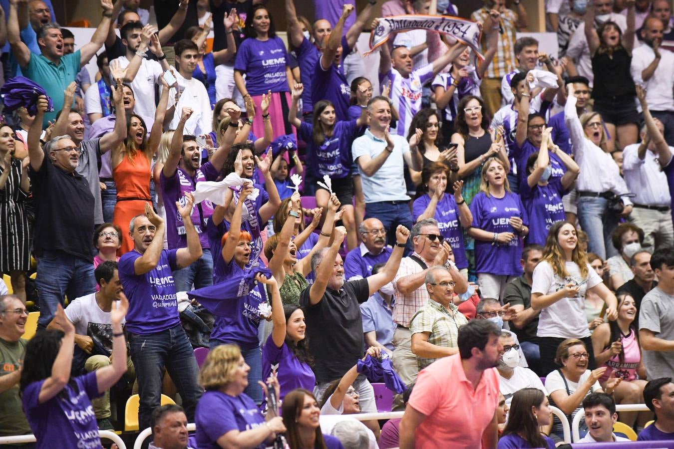 Fotos: Victoria del Real Valladolid Baloncesto ante el Estudiantes (67-54)